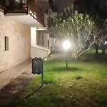 House Paradiso Кастельнуово-дель-Гарда