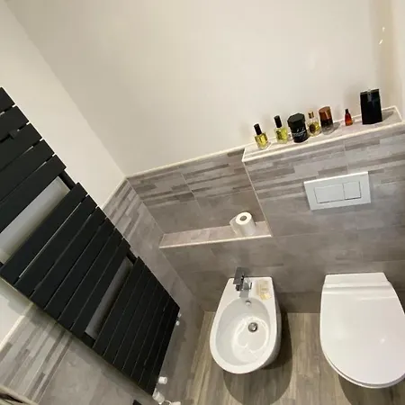 Apartment House Paradiso *