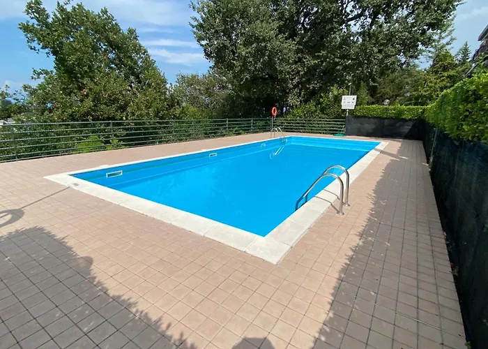House Paradiso *